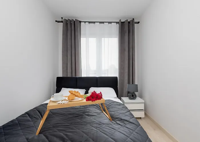 Sunny Apartments With Parking & Balcony Luzycka By Noclegi Renters