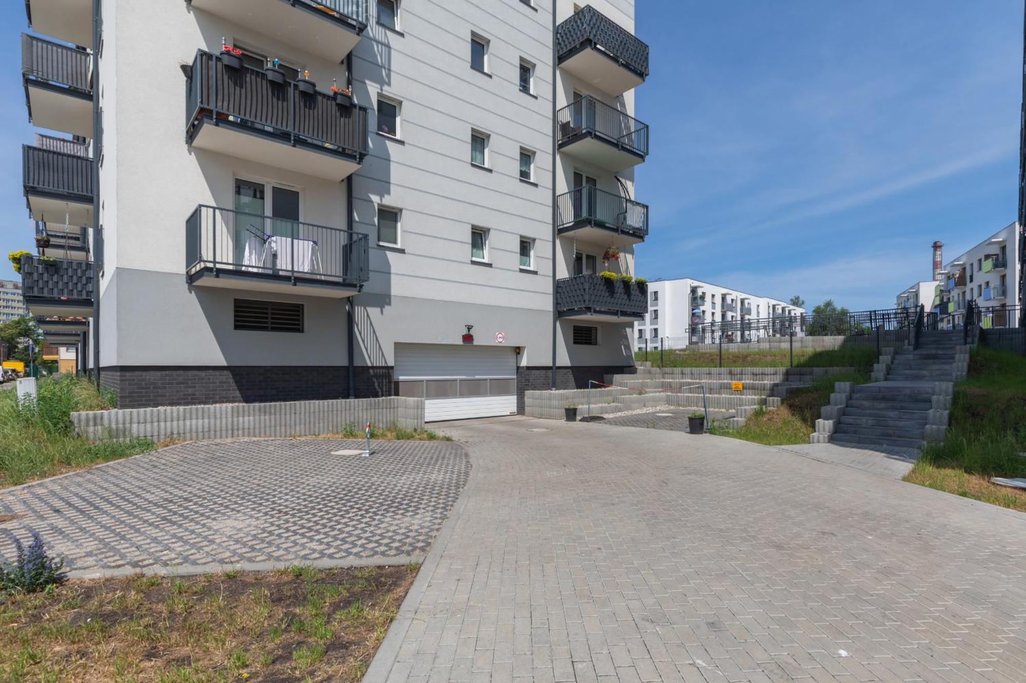 Sunny With Parking & Balcony Luzycka By Renters Апартаменти Свіноуйсьце